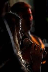 The Swing Cats, Dishoom (1)